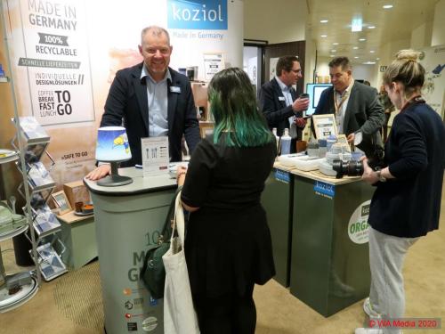 Schülbe 13 DCE - Schuelbe Promotion Service: Jubiläumshausmesse